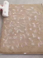 Brosse Magique Anti-Poils – Élimine Instantanément les Poils de Chats & Chiens